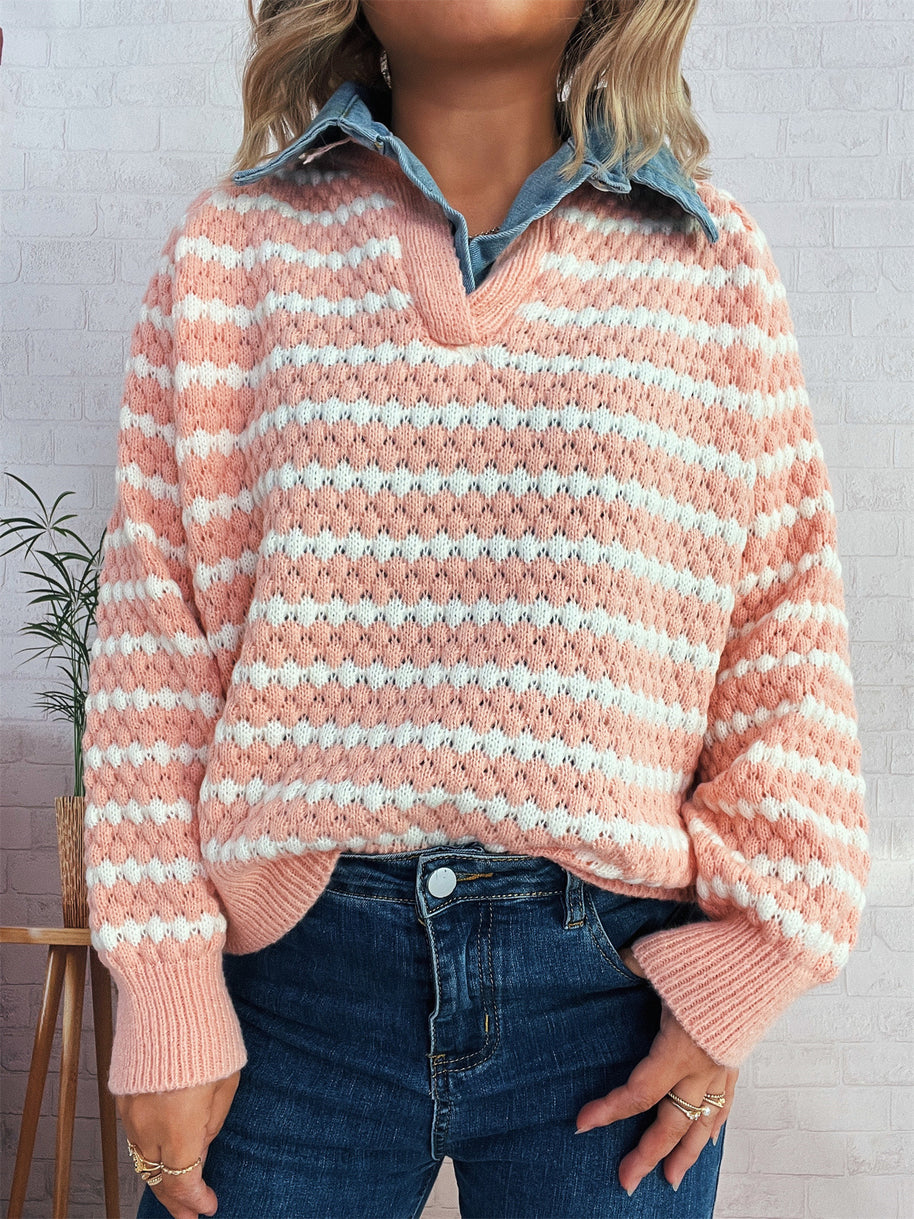 Damen Strickpullover mit tiefem V-Ausschnitt und markantem Streifenmuster WW