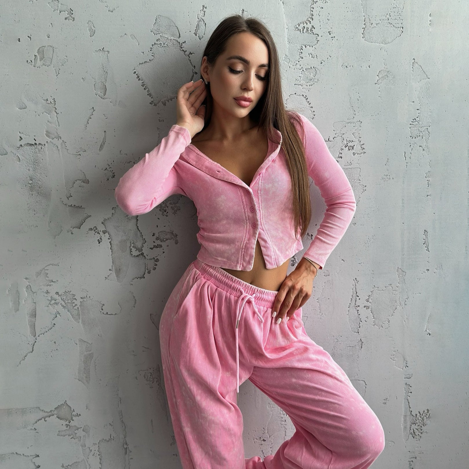 Damen Sportliches Freizeit-Set mit cropped Jacke und weiter Hose WW