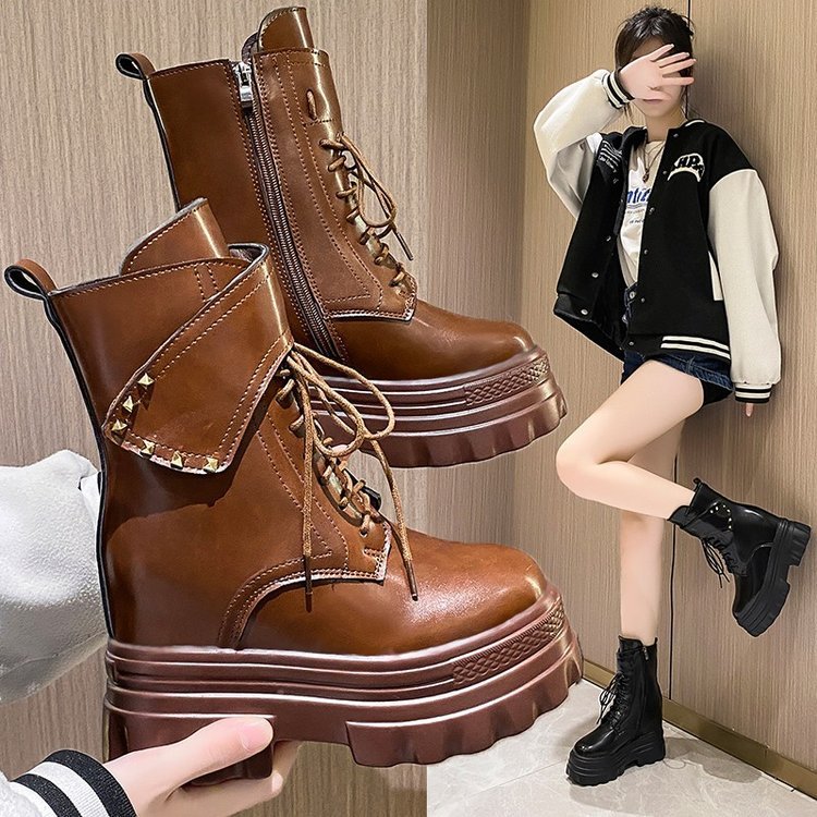Damen Chunky Stiefeletten mit dekorativen Riemchen und hoher Profilsohle W&W