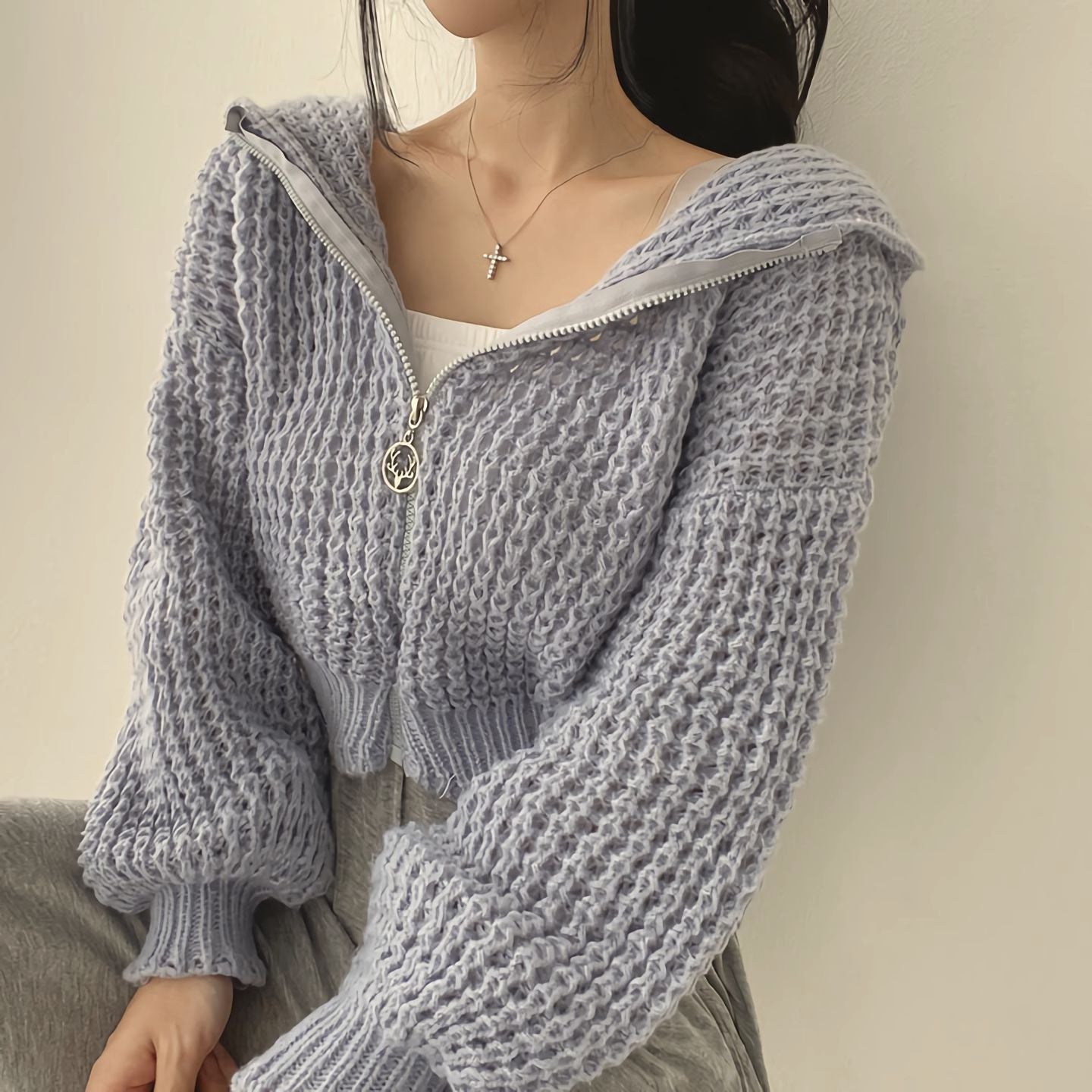 Damen bequeme Strickjacke mit sportlichem Reißverschluss und kuscheligem Material WW
