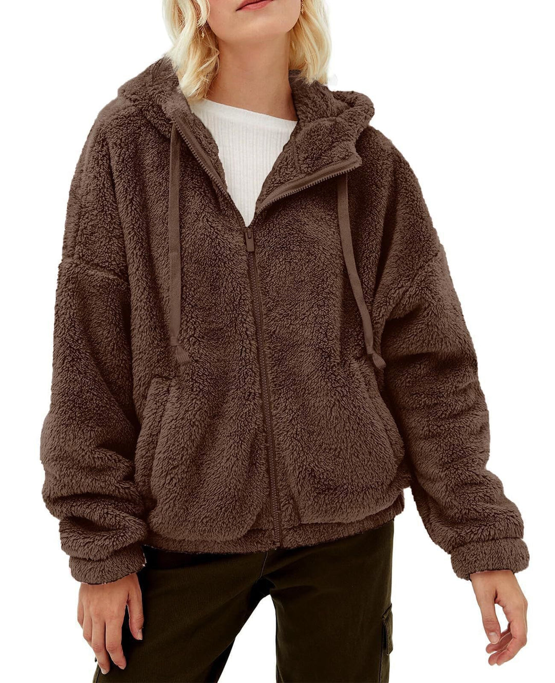 Damen Flauschige Kapuzenjacke mit praktischen Taschen und Reisverschluss W&W Mode