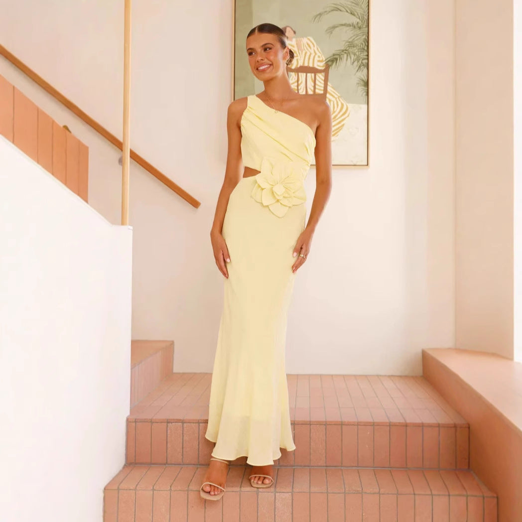 Damen Elegantes Maxikleid mit seitlichem Cut-Out und floralem Detail WW