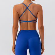 Damen Sportlich-funktionales Bustier mit gekreuztem Rückendesign und atmungsaktiven Materialien WW