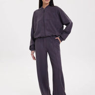 Damen sportliche und elegante Trainingsjacke mit weit geschnittenen Hosen WW