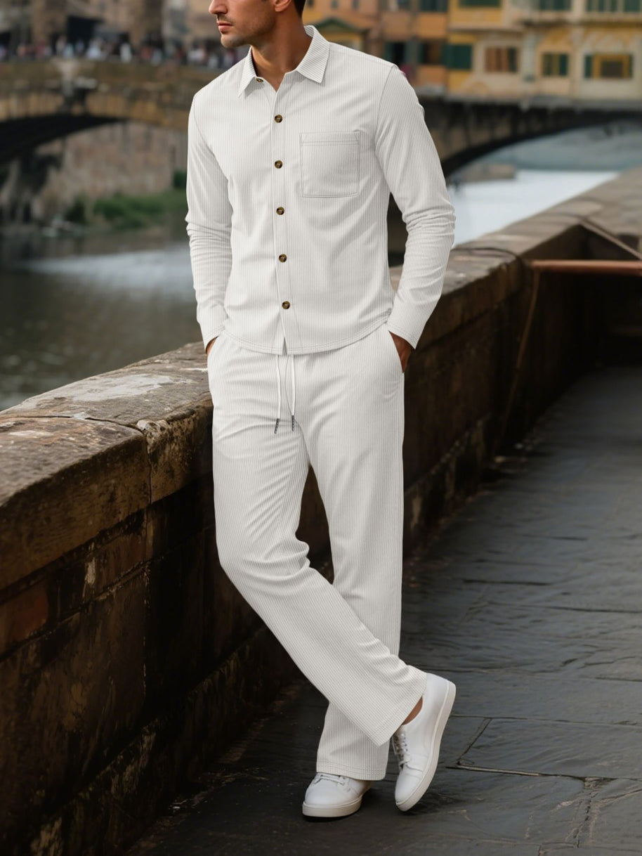 Herren eleganter Freizeitanzug mit strukturierter Oberfläche und praktischen Taschen WW