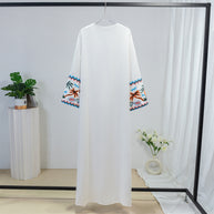 Damen elegante Kaftan-Robe mit kunstvollen Stickdetails WW