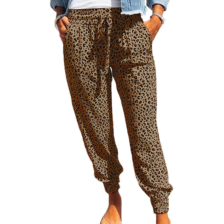 Damen Freizeit-Hose im tierischen Print WW
