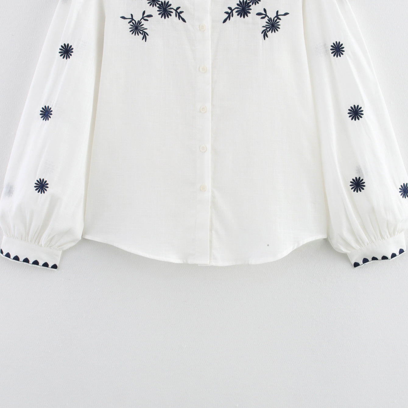 Damen Bestickte Bluse mit Stehkragen und langen Ärmeln WW