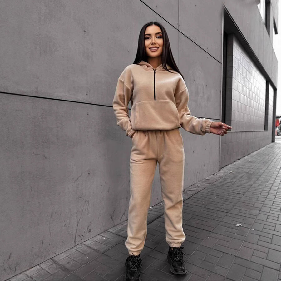 Damen Sportlicher Kapuzenpullover mit bequemen Jogginghosen WW