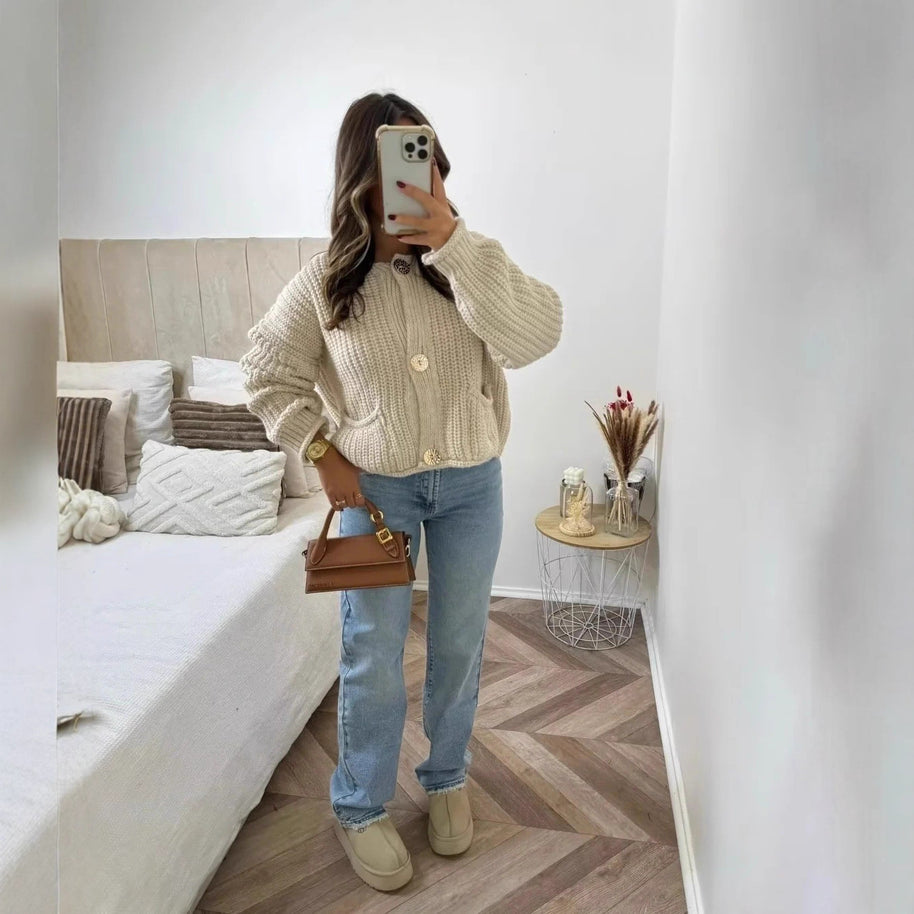 Damen Strickjacke mit dekorativen Knöpfen und praktischen Taschen WW