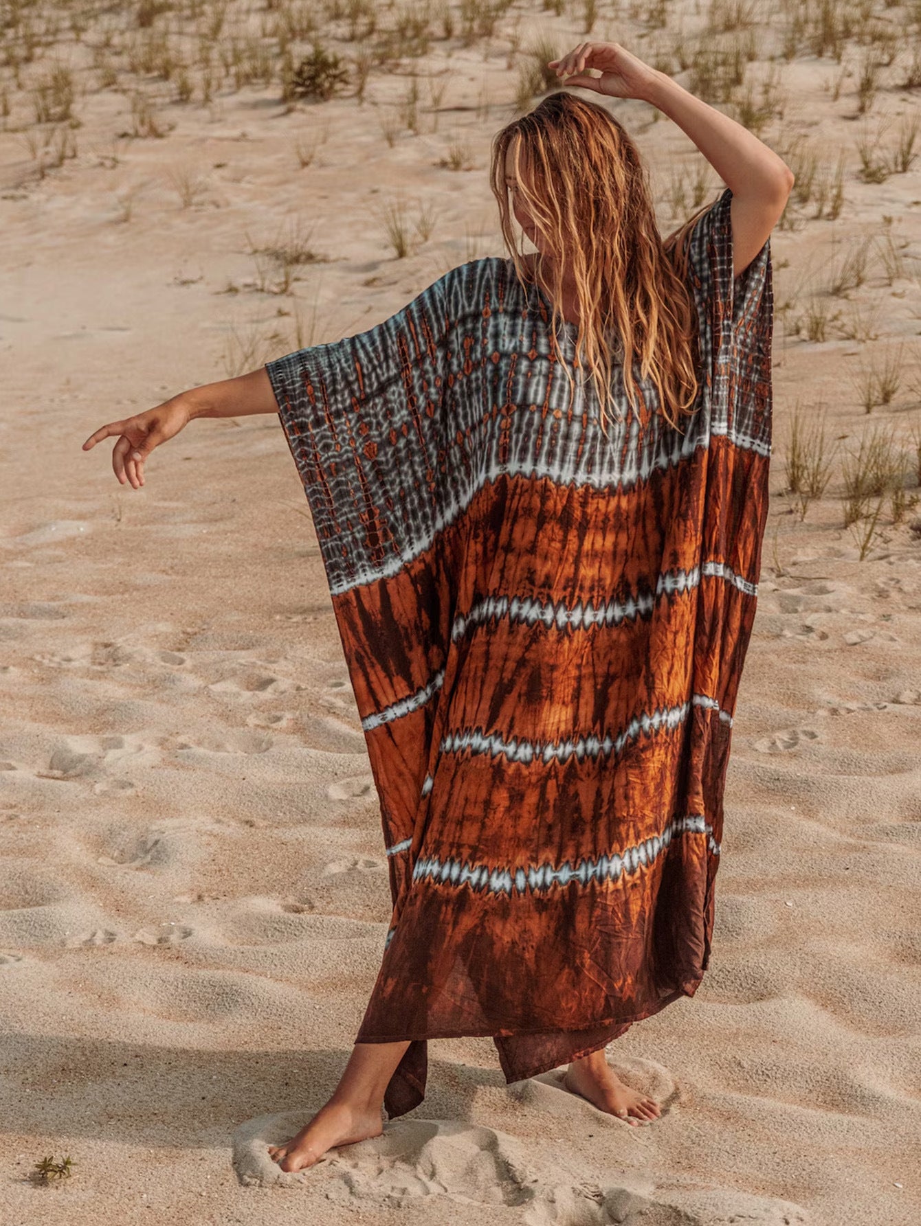 Damen Strandkaftan mit einzigartigem Batikdesign und lockerer Passform WW