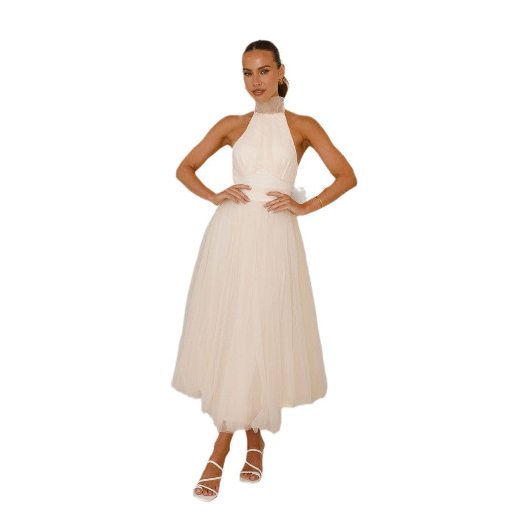 Damen elegantes Hochzeitskleid mit fließendem Tüllrock und neckholder Design W&W Mode