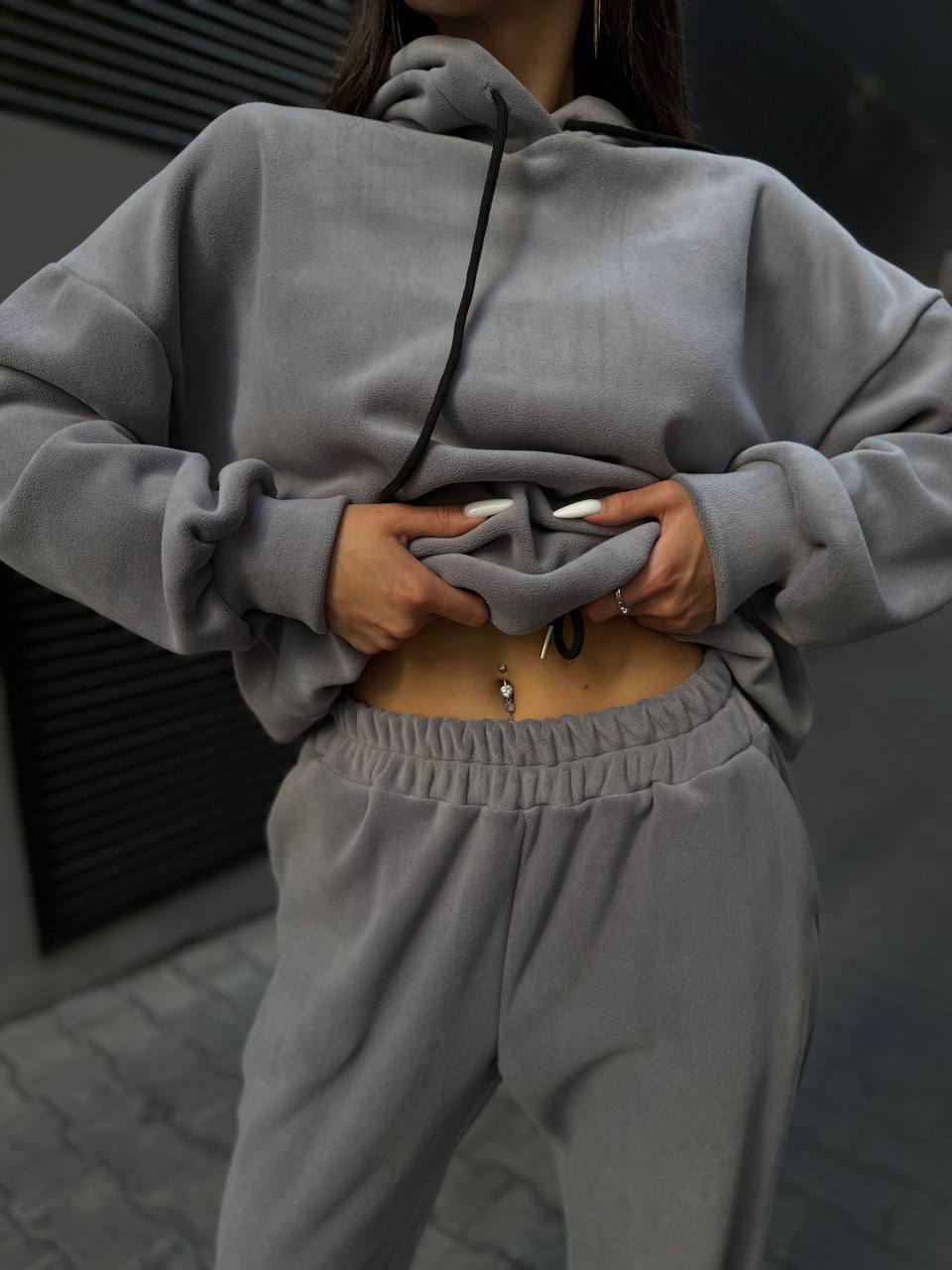 Damen sportliches Freizeit-Set mit oversized Hoodie und lässigen Jogginghosen WW