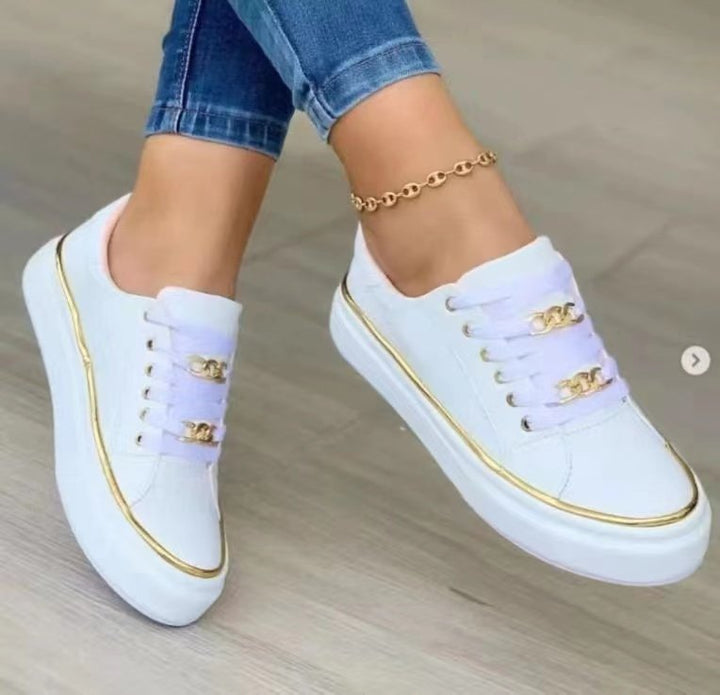 Damen Sneakers mit modischem Satin-Obermaterial und eleganten Goldakzenten W&W Mode