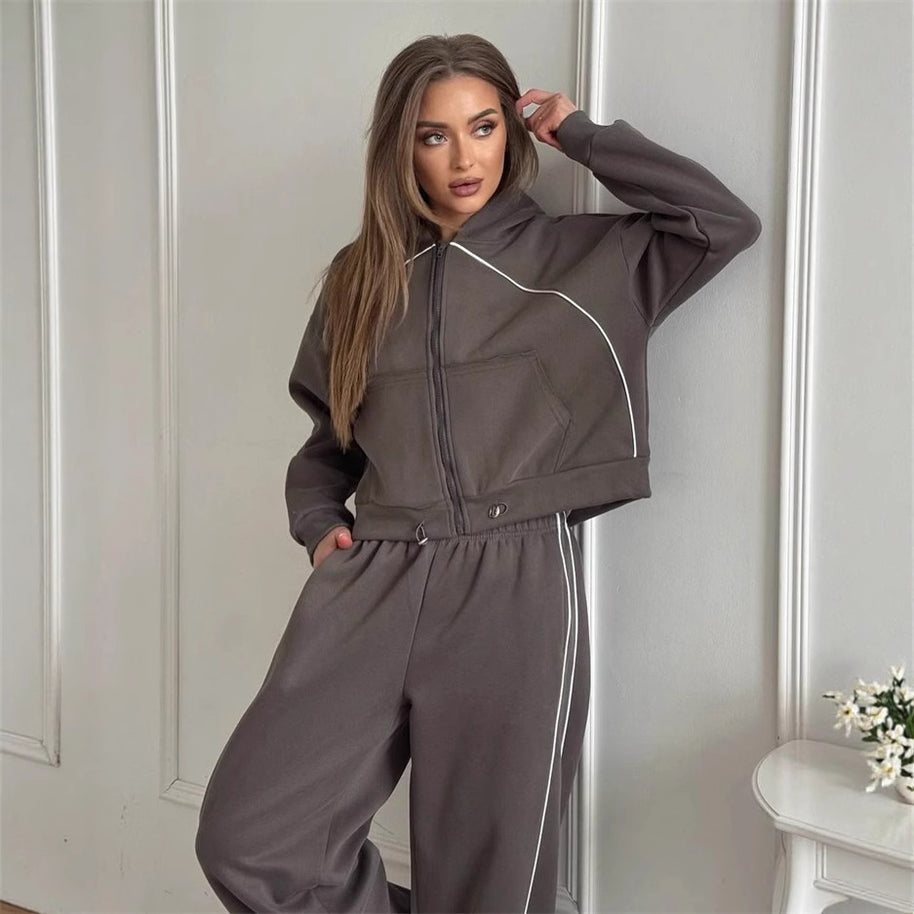 Damen sportliches Freizeitjacken- und Hosen-Set mit trendy Schnitt und elastischem Bund WW