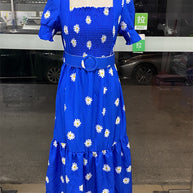 WW | Bedrucktes, taillenbetontes U-Ausschnitt Elegantes Kleid