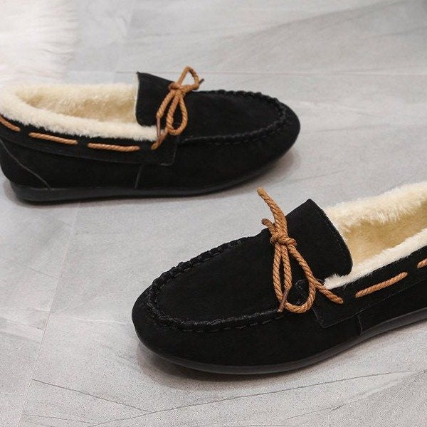 Damen Mokassins mit weichem Futter und dekorativen Längsnähten W&W Mode