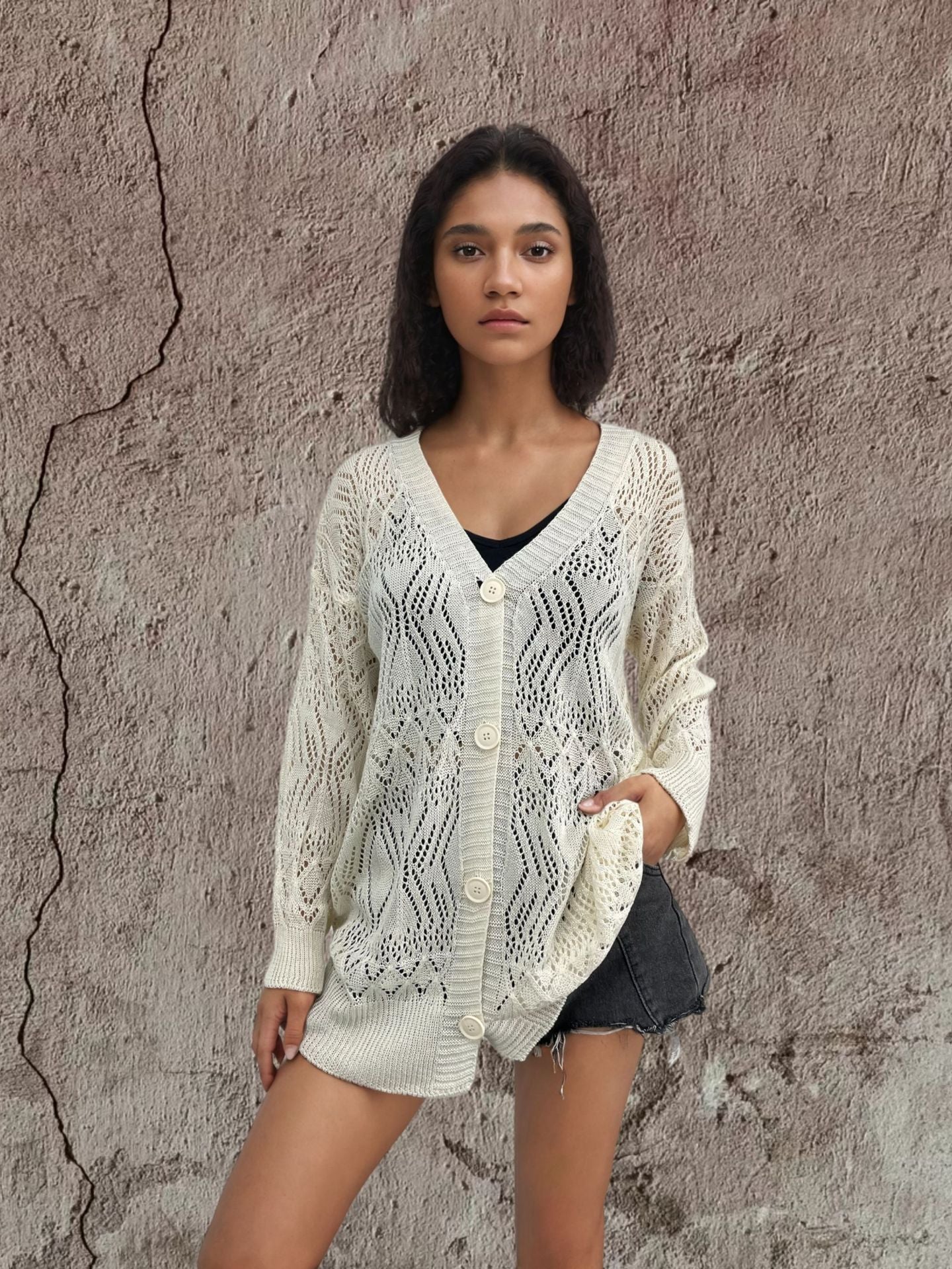 Damen Strickcardigan mit luftigen Mustern und Knopfdetails WW