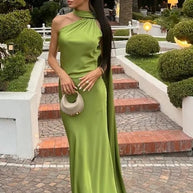 Damen elegantes Abendkleid mit einseitigem Cape und raffinierter Drapierung W&W