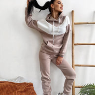 Damen Sportliches Fleece-Set mit hohem Kragen und elastischem Bund WW