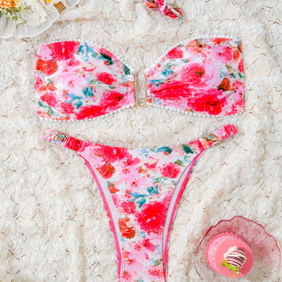 Damen Bikini-Set mit floralem Triangel-Oberteil und sensualen Low-Rise-Höschen WW