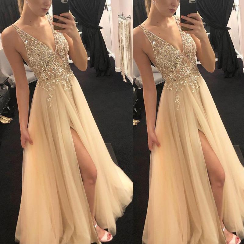 WW | V-Ausschnitt Gespaltenes Party Abendkleid
