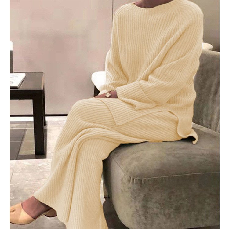 Damen Strickanzug mit weitem Schnitt und stilvollem Rippenmuster WW