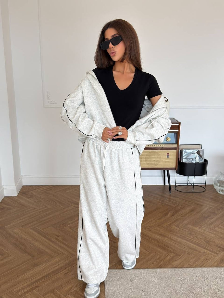 Damen Sportliches ZIP-Hoodie-Set mit weiten Hosen WW