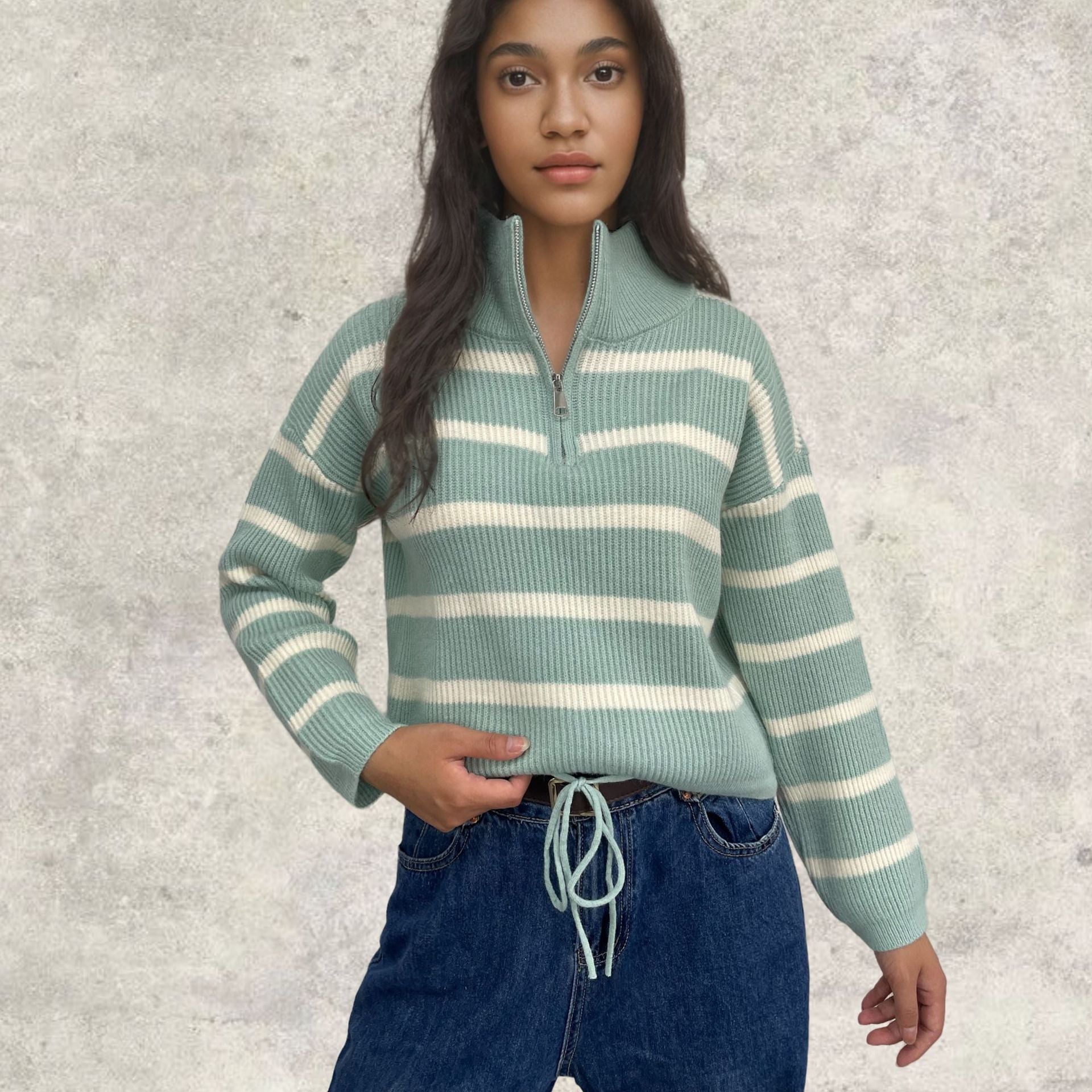 Damen Strickpullover mit Stehkragen und Kordelzug WW