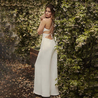 Damen Jumpsuit mit elegantem V-Ausschnitt und fließendem Bein WW