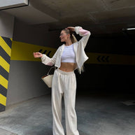 Damen sportliches Set mit cropped Oberteil und weitem Hosen WW