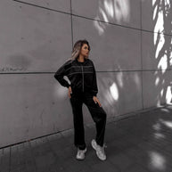 Damen Sportliches Fleece-Set mit Reißverschluss und Kapuze WW