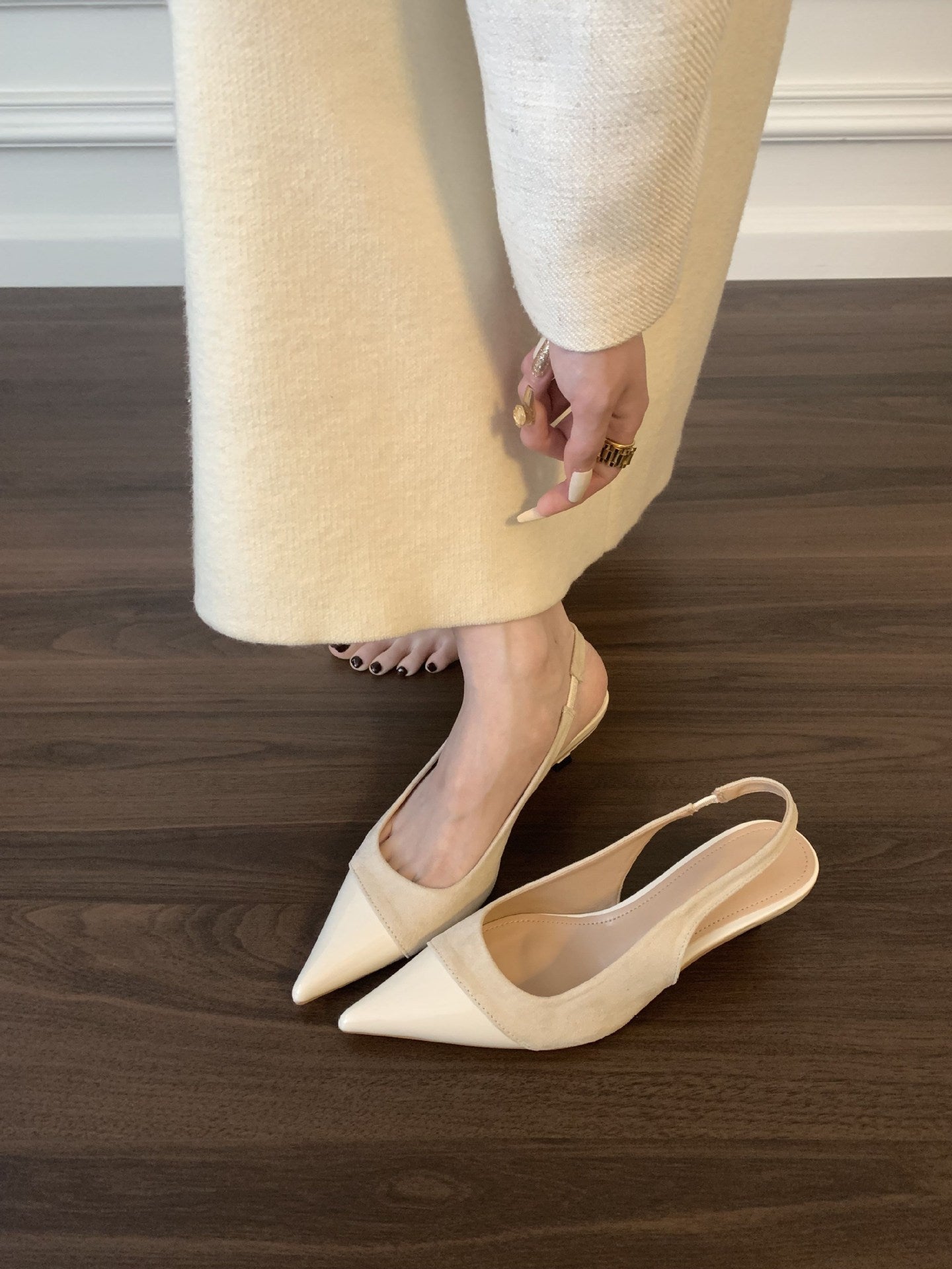 Damen Slingback Pumps mit eleganter Kantenverarbeitung und spitzem Fußbett WW