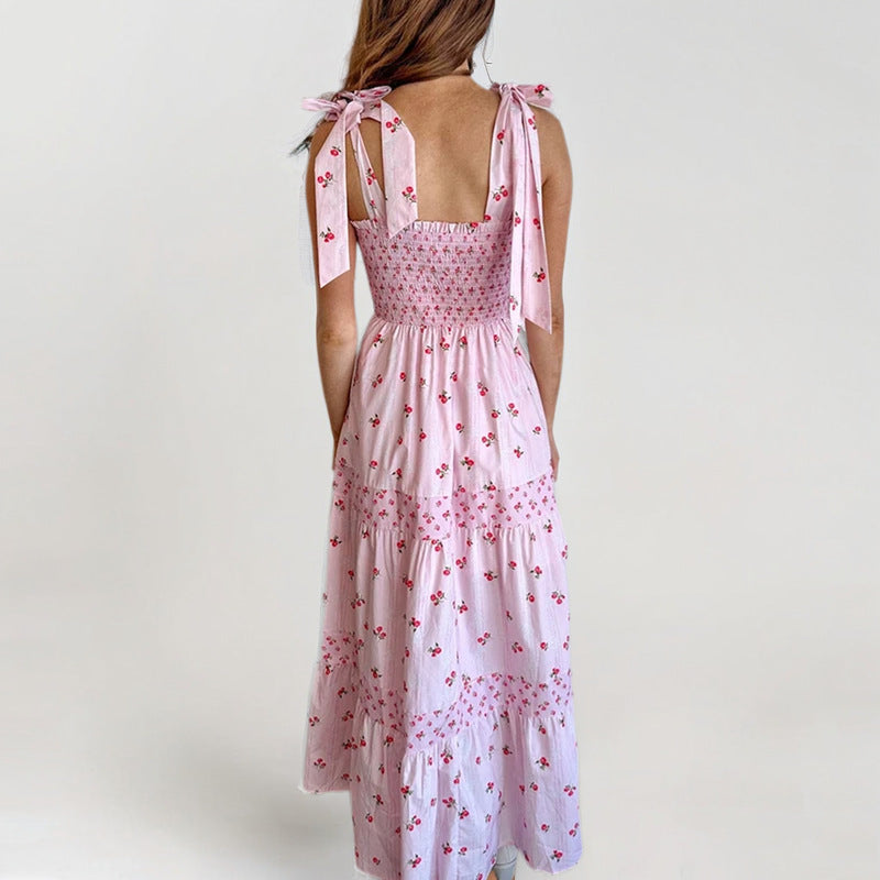 Damen Maxikleid mit romantischem Smocking-Oberteil und floralem Design W&W Mode