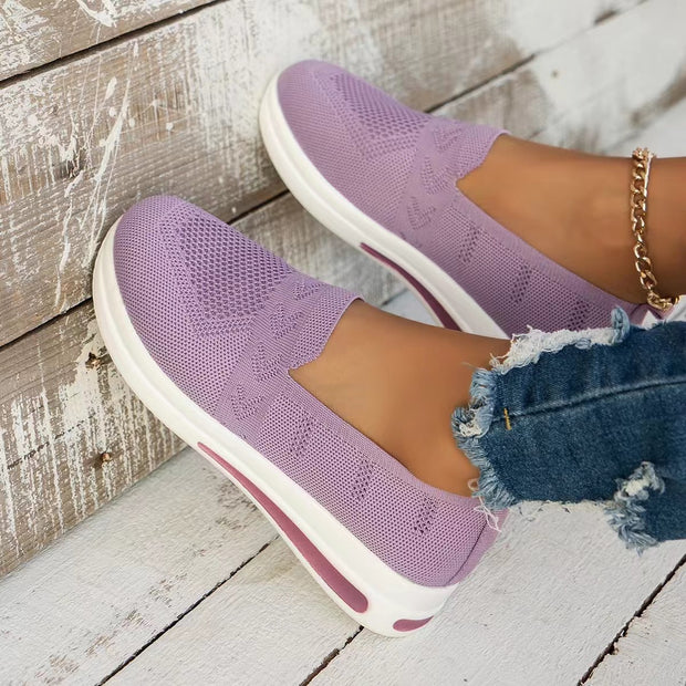 Damen Slip-On Freizeitsneaker mit atmungsaktivem Strickoberteil und rutschfester Sohle WW