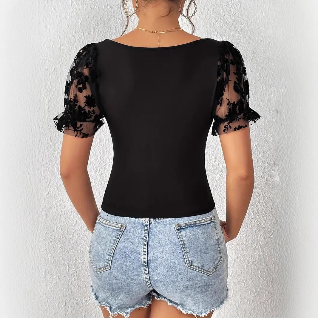 Damen Body mit transparentem Tüllärmel und floralen Akzenten W&W Mode