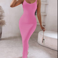 Damen figurbetontes Maxikleid mit schmalen Trägern und raffiniertem Schnitt WW