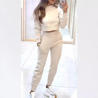 Damen Sportliches Lounge-Set mit cropped Oberteil und hohen Hüftbund WW