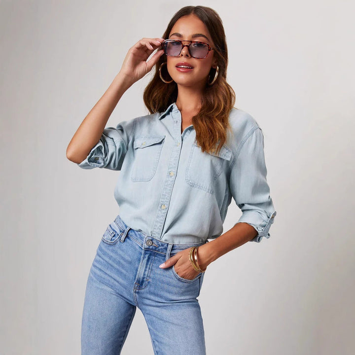 Damen Denim-Hemd mit umschlagbaren Ärmeln und zwei Brusttaschen W&W Mode