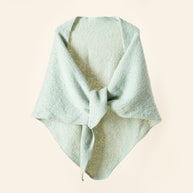 Damen Kuscheliger Wickelponcho mit modernen Fransen und elegantem Design WW