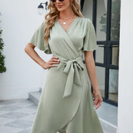 WW | Satin V-Ausschnitt Taillenbetonendes Glockenärmel Sexy Kleid