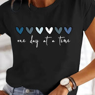 Damen Casual Grafik T-Shirt mit Herzdesign und inspirierendem Zitat WW