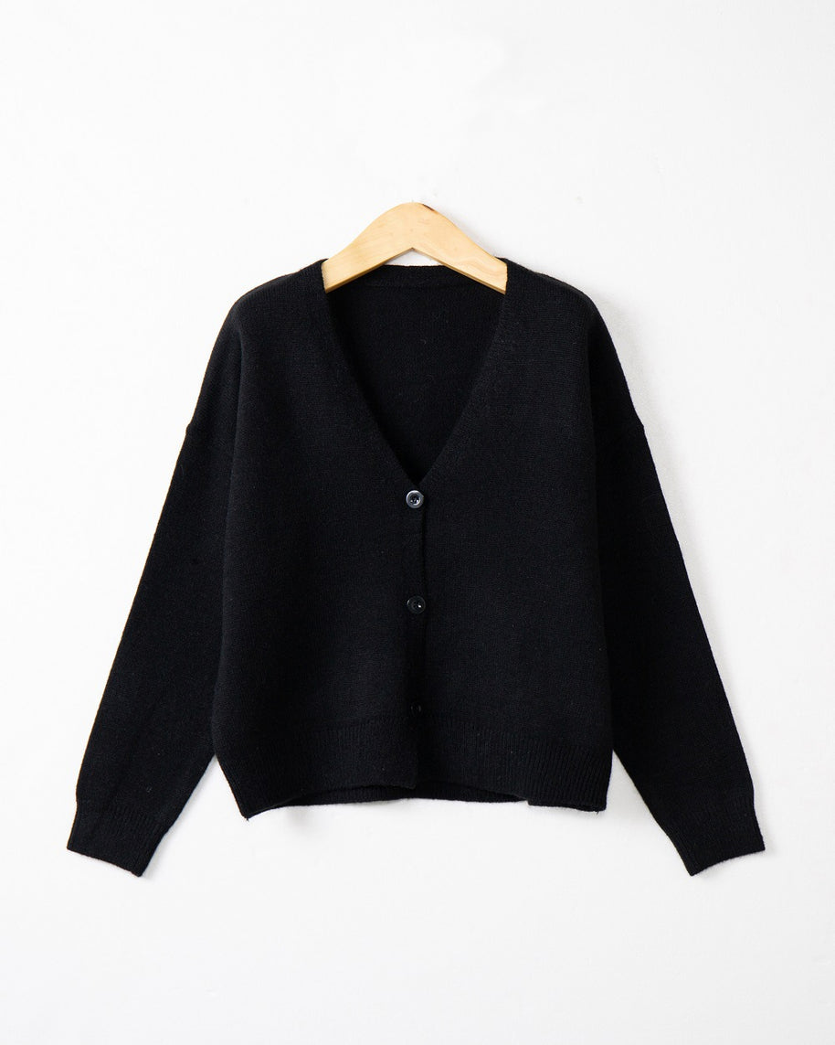 Damen Strickjacke mit V-Ausschnitt und Knopfdetails WW