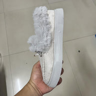 Damen Sneakers mit kuscheligem Fellkragen WW