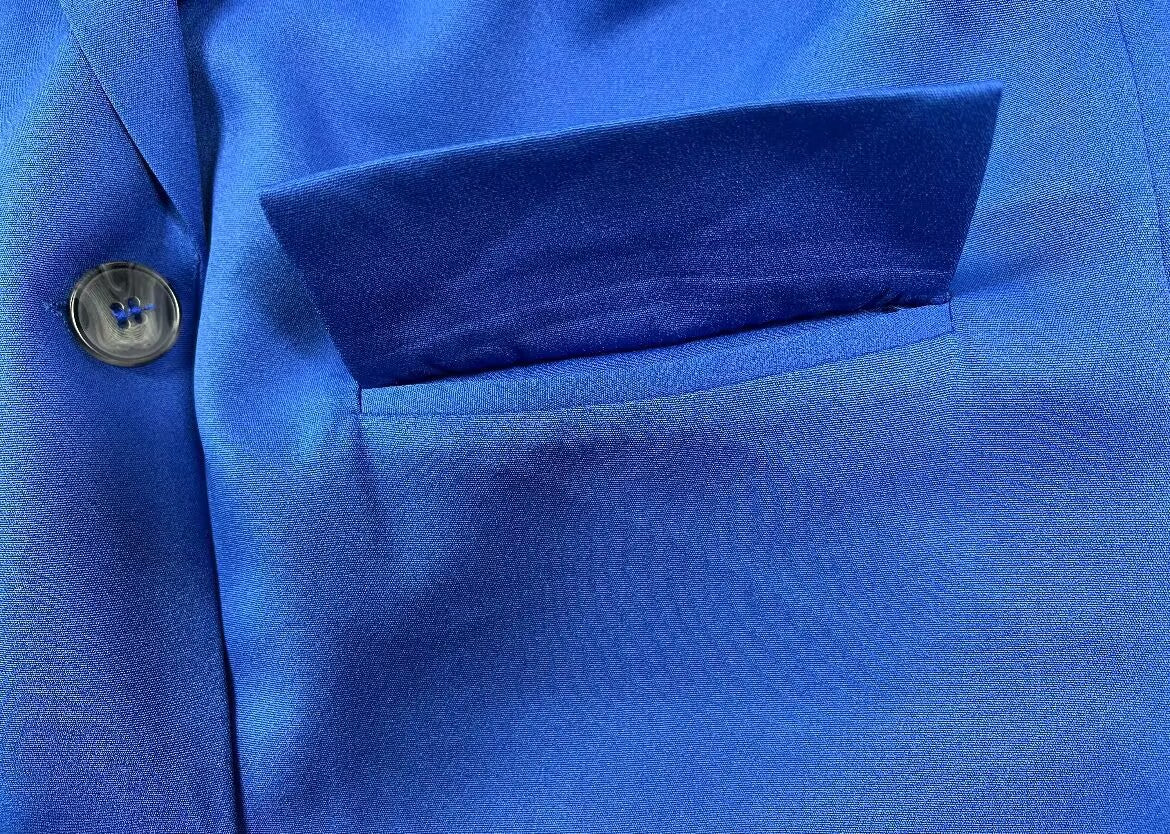 Damen eleganter Blazer mit modernem Schnitt und Taschen WW