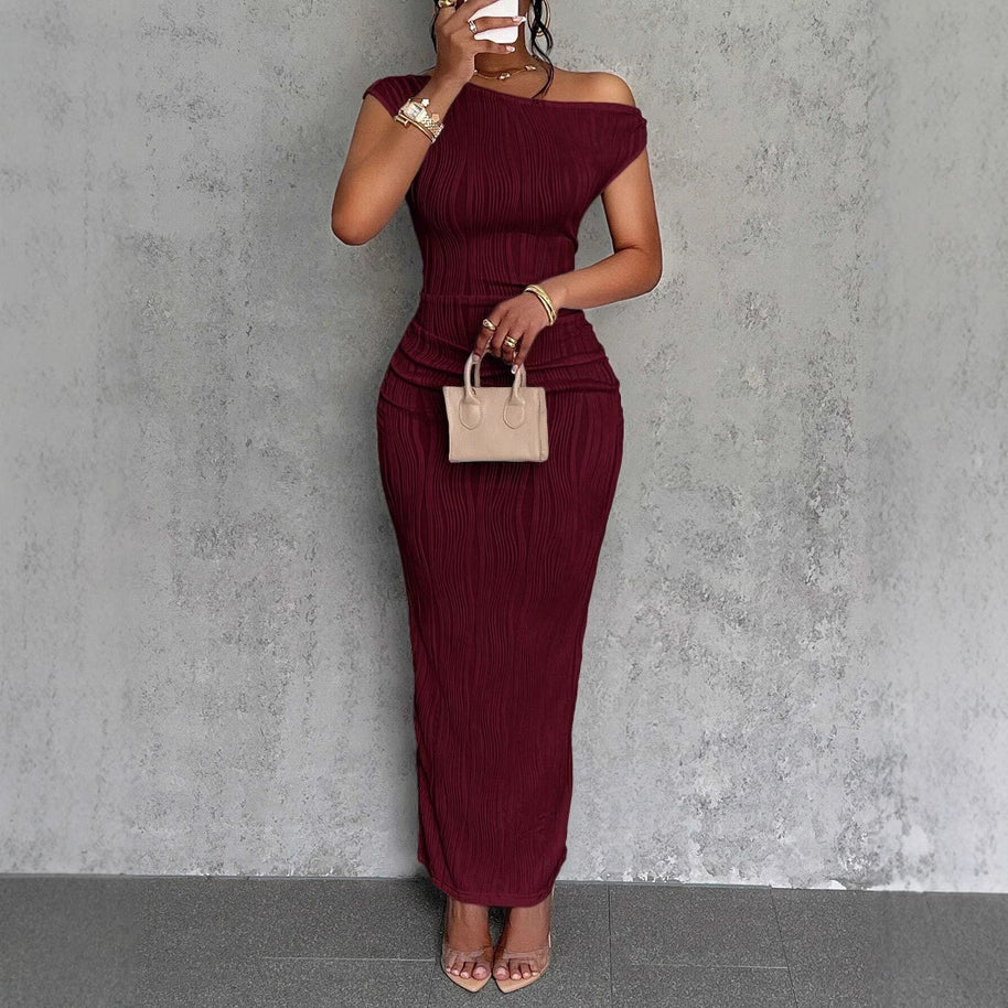 Damen Maxikleid mit asymmetrischem Schnitt und markanter Rippstruktur WW
