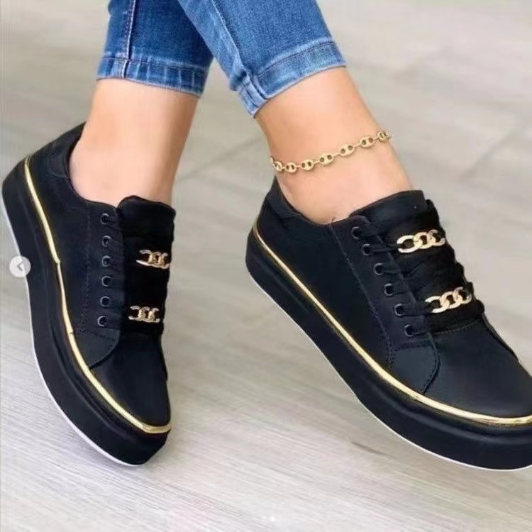 WW | Legere Sneakers Mit Goldenen Ketten Für Frauen