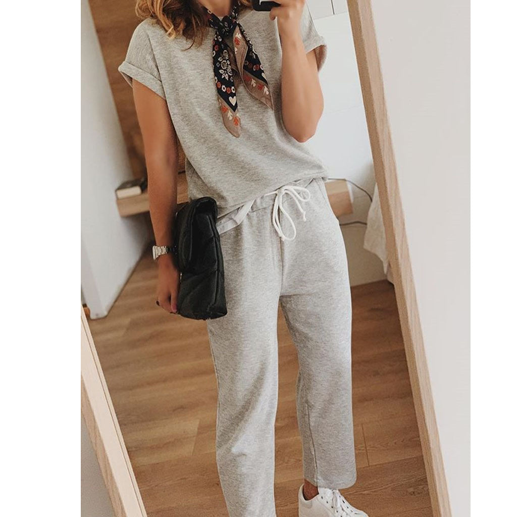 Damen Freizeitanzug mit bequemem Schnitt und lässigem Stil WW