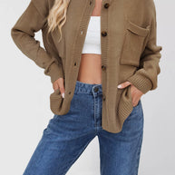 Damen Strickjacke mit Stehkragen und aufgesetzter Tasche WW