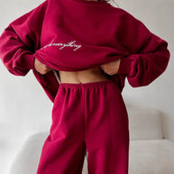Damen bequemer Kuschel-Sweatanzug mit elastischem Bund und modischem Schriftzug WW